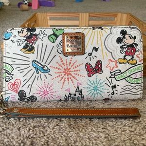 Disney Dooney & Bourke Sketch large wallet